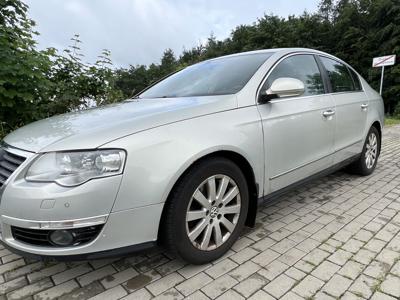 Używane Volkswagen Passat - 13 900 PLN, 240 500 km, 2009