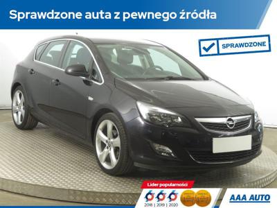 Używane Opel Astra - 24 000 PLN, 195 222 km, 2010