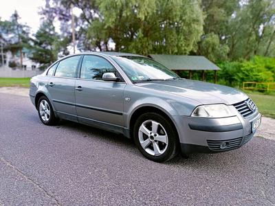 Używane Volkswagen Passat - 8 500 PLN, 346 455 km, 2004