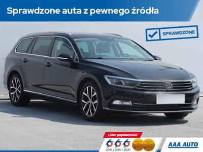 Używane Volkswagen Passat - 63 000 PLN, 145 998 km, 2014