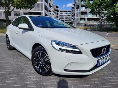 Volvo V40 II Hatchback Facelifting 2.0 T3 152KM 2017