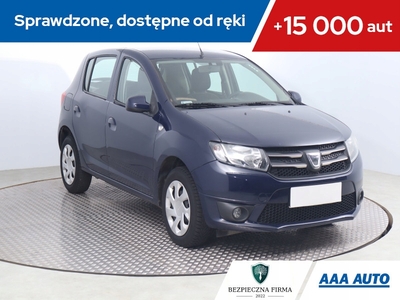 Dacia Logan II Sedan 1.2 16V 75KM 2013