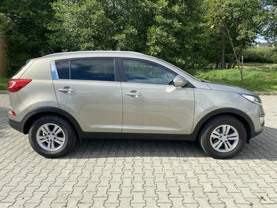 Kia Sportage 2.0 benzyna*Automat*Navi*Kamera*Hak