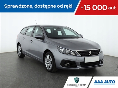 Peugeot 308 II SW Facelifting 1.2 PureTech 130KM 2020