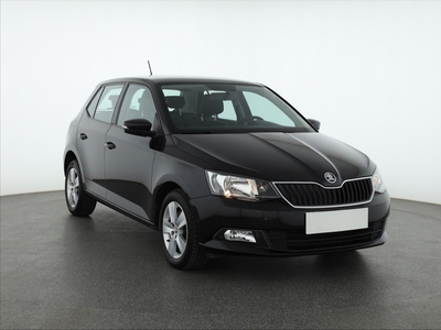 Skoda Fabia III , Salon Polska, Serwis ASO, Klima, Parktronic