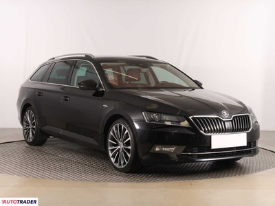 Skoda Superb 2.0 187 KM 2016r. (Piaseczno)