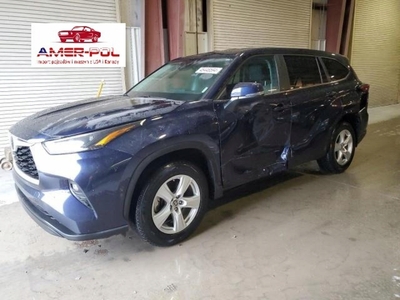 Toyota Highlander III 2023