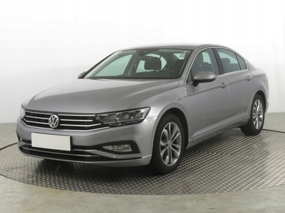 Volkswagen Passat B8 Limousine Facelifting 2.0 TSI 190KM 2020