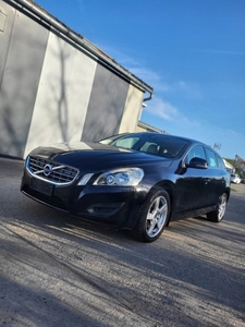 Volvo V60 I Kombi 1.6 DRIVe 115KM 2012