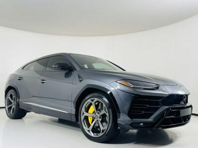 Lamborghini Urus 4.0 641 km AWD