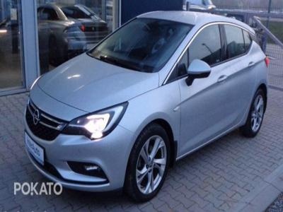Opel Astra K 2015 Benzyna Kompakt