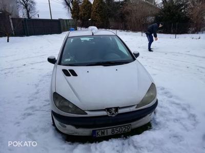 Peugeot 206; ubezpieczenie ważne do kwietnia; 2000