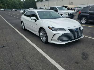 Toyota Avalon Hybrid Limited