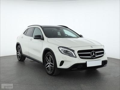 Mercedes-Benz Klasa GLA , Salon Polska, Serwis ASO, Automat, Skóra, Xenon, Bi-Xenon,