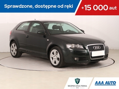 Audi A3 8P Hatchback 3d 1.6 FSI 115KM 2006