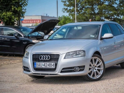 Audi A3 8P Hatchback 3d 1.6 TDI 105KM 2012