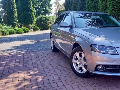 Audi A4 B8 Avant 2.0 TDI 143KM 2011