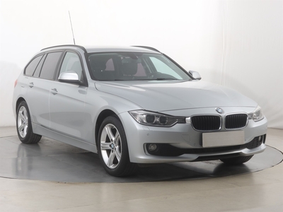 BMW SERIA 3 V (F30/F31/F34) BMW SERIA 3 , 184 KM, Automat, Navi, Xenon, Bi-Xenon, Klimatronic,