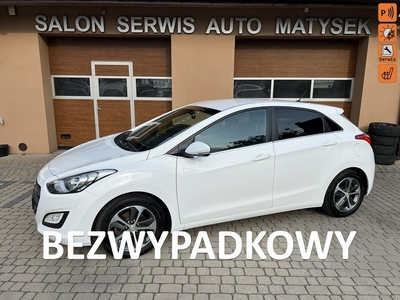 Hyundai i30 II 1,4 100KM Klima Podgrzewane fotele Serwis 1Właściciel