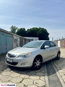 Opel Astra 1.7 diesel 110 KM 2011r.