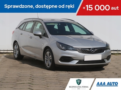 Opel Astra K Sportstourer Facelifting 1.5 Diesel 122KM 2020