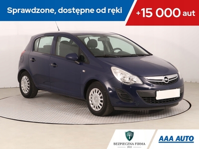 Opel Corsa D Hatchback 1.2 Twinport ECOTEC 85KM 2011