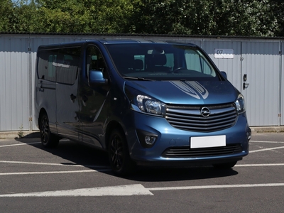 Opel Vivaro , L2H1, 9 Miejsc