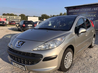 Peugeot 207 Hatchback 5d 1.6 16V 109KM 2006