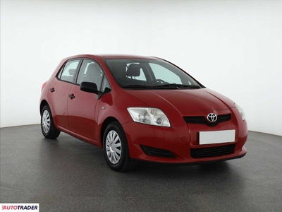 Toyota Auris 1.4 95 KM 2008r. (Piaseczno)