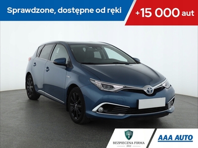 Toyota Auris II Hatchback 5d Facelifting 1.8 Hybrid 136KM 2017