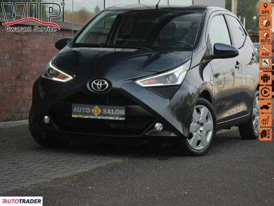 Toyota Aygo 1.0 benzyna 72 KM 2021r. (Mysłowice)