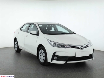 Toyota Corolla 1.3 97 KM 2018r. (Piaseczno)