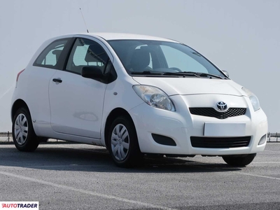 Toyota Yaris 1.0 68 KM 2009r. (Piaseczno)