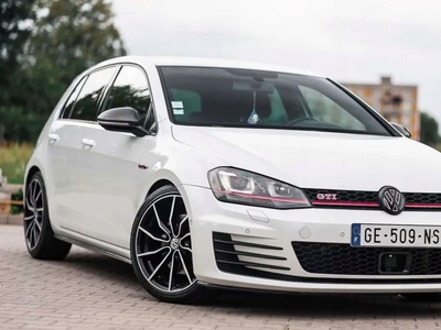 Volkswagen Golf VII GTI 3d 2.0 TSI 220KM 2014