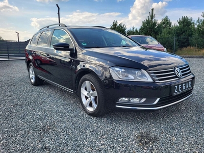 Volkswagen Passat B7 Variant 2.0 TDI CR DPF BlueMotion 140KM 2012