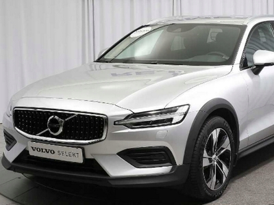 Volvo V60 II 2022