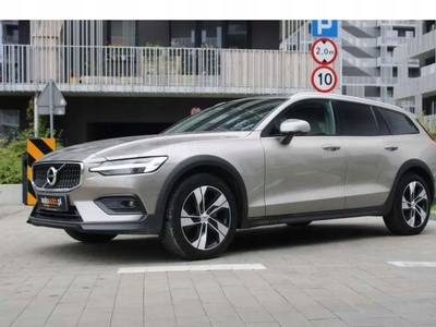 Volvo V60 II Kombi 2.0 D4 190KM 2019