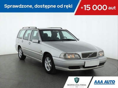 Volvo V70 I 2.5 TDI 140KM 1998