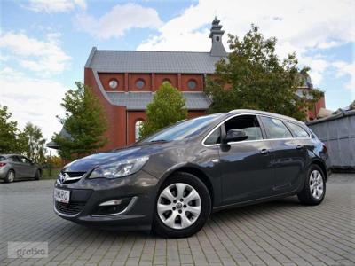 Opel Astra J