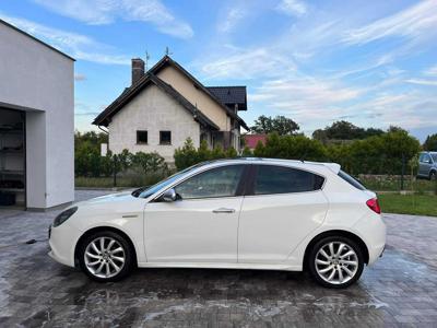 Alfa Romeo Giulietta 1.6 panorama