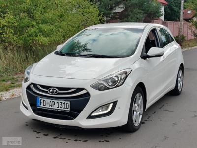 Hyundai i30 II