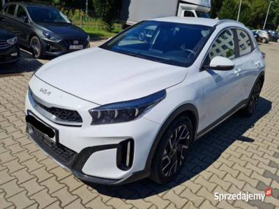 KIA xCeed 1.5 T-GDI Business Line 7DCT