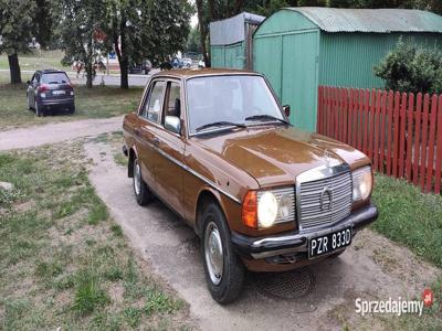 Mercedes W123 200D