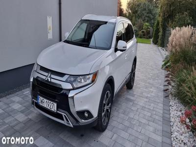 Mitsubishi Outlander III MITSUBISHI OUTLANDER 4x4 170 Km