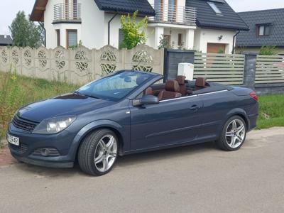 Opel ASTRA TWINTOP 2007 rok