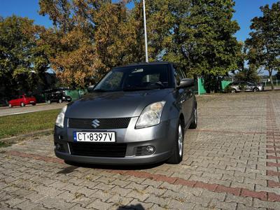 Sprzedam Suzuki Swift 1.3DDIS , 2 komplety kół + Klimatyzacja Sprawna!