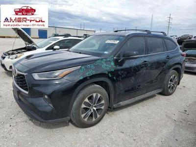 Toyota Highlander III 2021