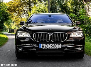 BMW Seria 7 750i xDrive