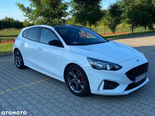 Ford Focus 1.5 EcoBlue Start-Stopp-System ST-LINE