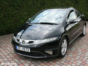 Honda Civic 1.8i-VTEC Sport